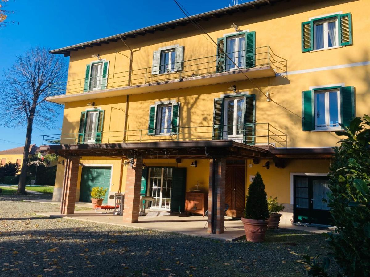 Manzoni37 Bed & Breakfast Нови Лигуре Екстериор снимка