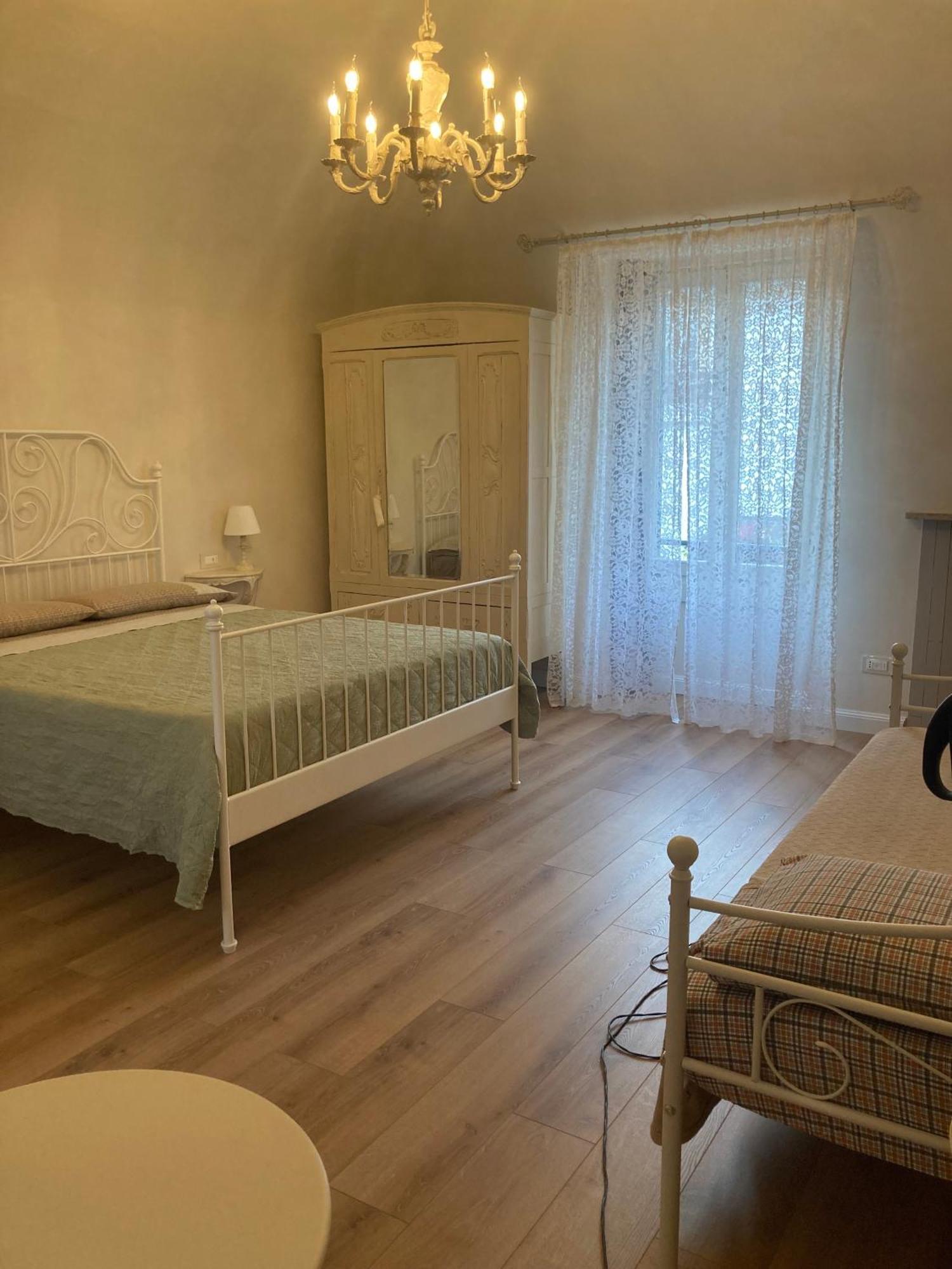 Manzoni37 Bed & Breakfast Нови Лигуре Екстериор снимка